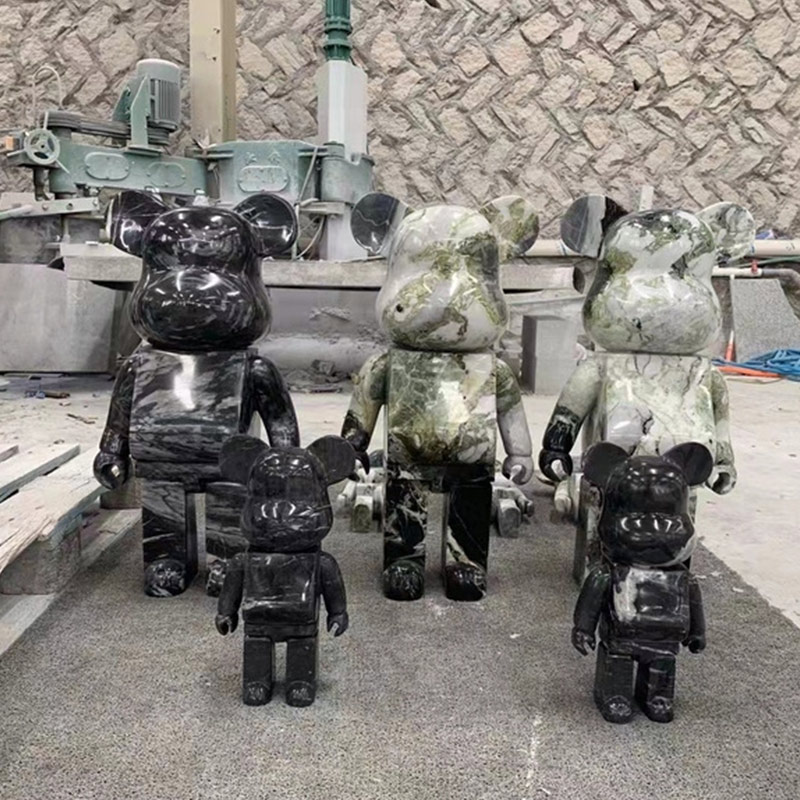 Le figurine di animali in marmo dell'orso violento personalizzano il commercio all'ingrosso