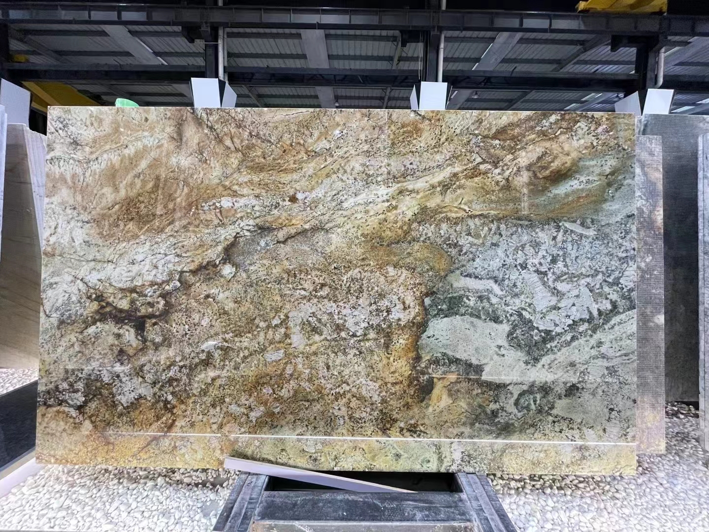 Gold Granite Big Slabs
