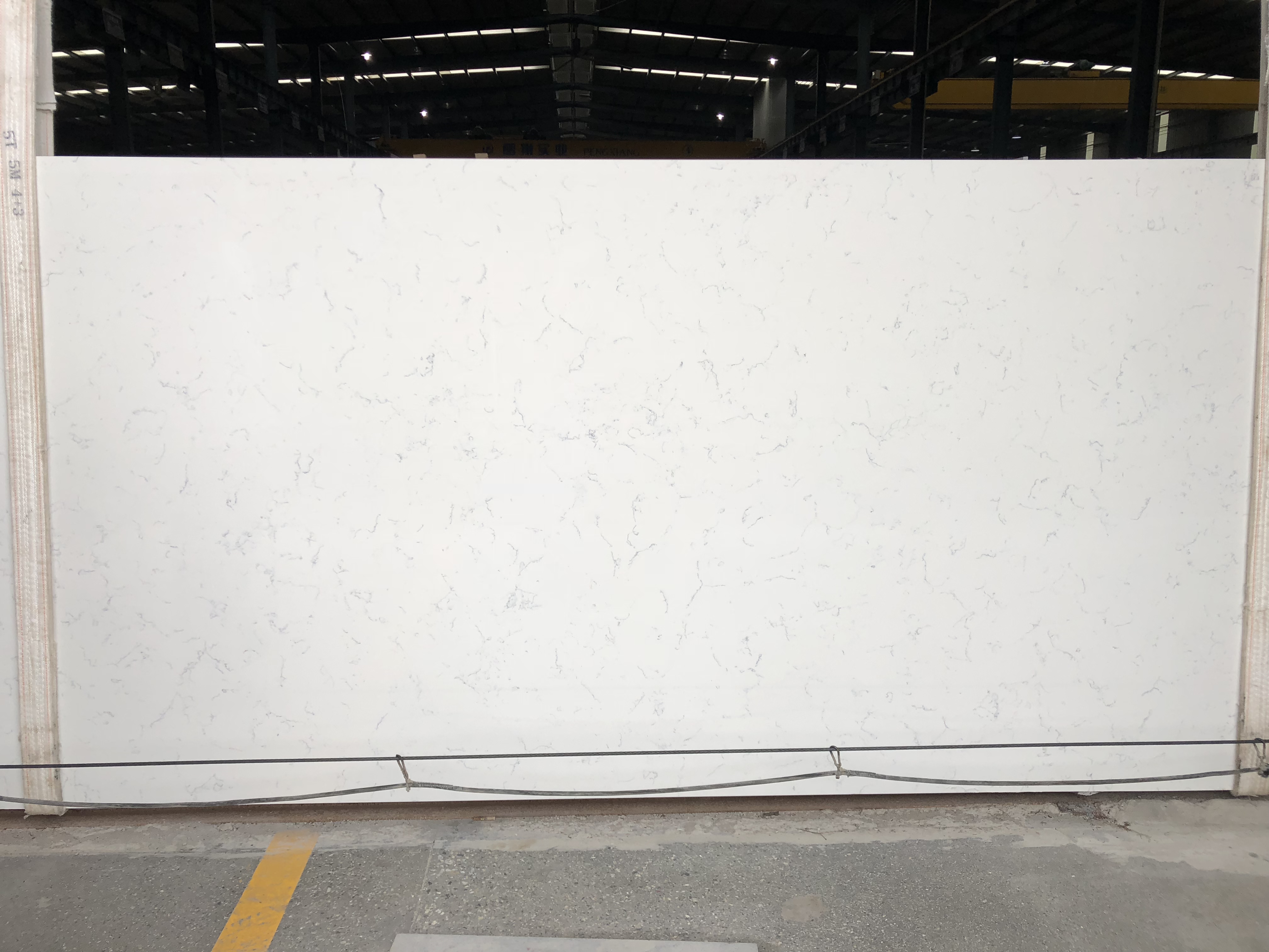 4035 Carrara Gucci Quartz 