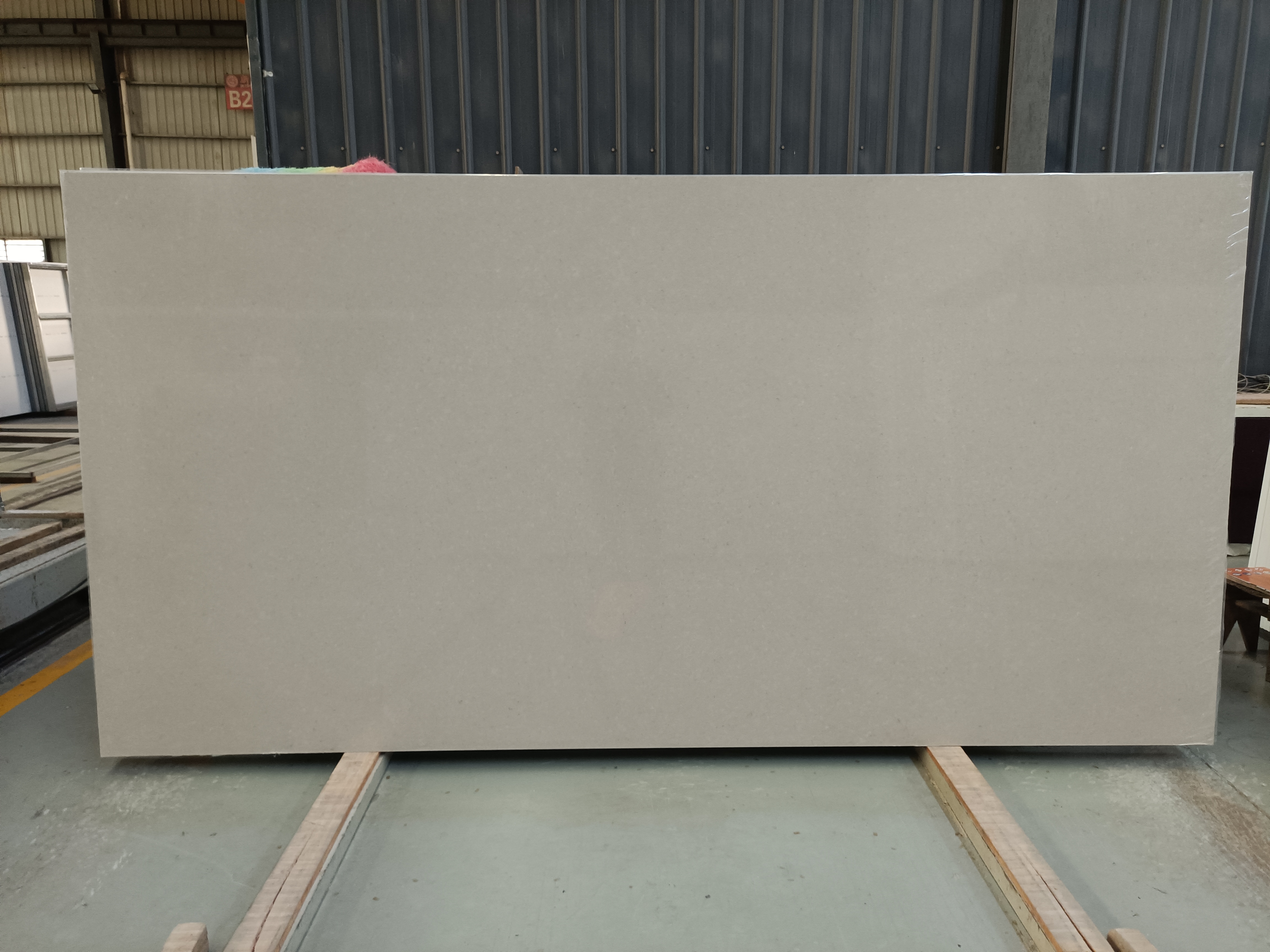 4042 Pietra Grey Marble Quartz Slab