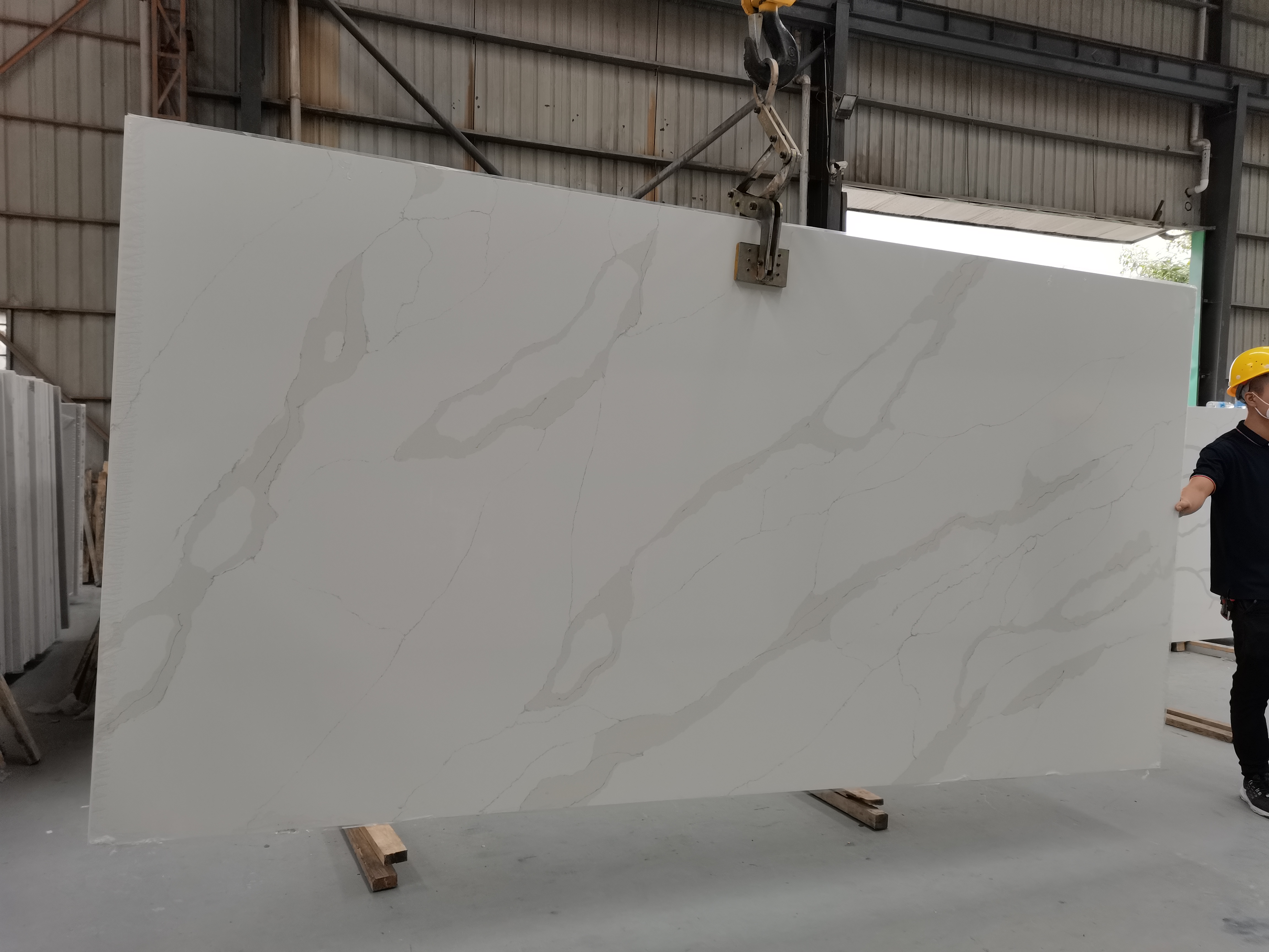  Quartz Slabs