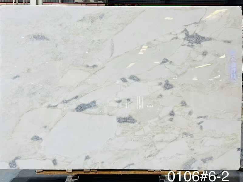Premium Namibia Grand White Marble Slab & Tlies for Wall/ Flooring