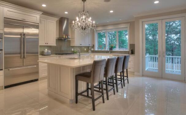 Qual è il marmo migliore per il pavimento della cucina?