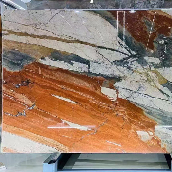 Marmo Breche Fantastique: l'epitome del lusso naturale e della durevolezza