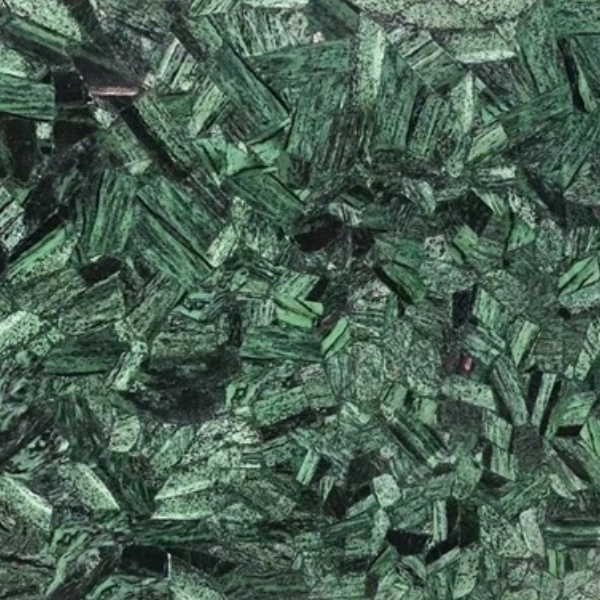 Pietra semipreziosa smeraldo rosso